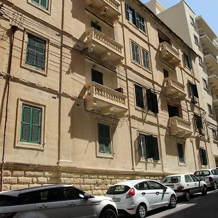 Διαμέρισμα With Balcony And Seaview *
